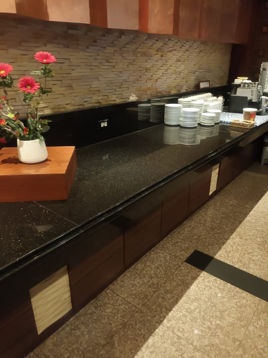 Gastro Hotel Grand Pacific Sovereign Resort & Spa