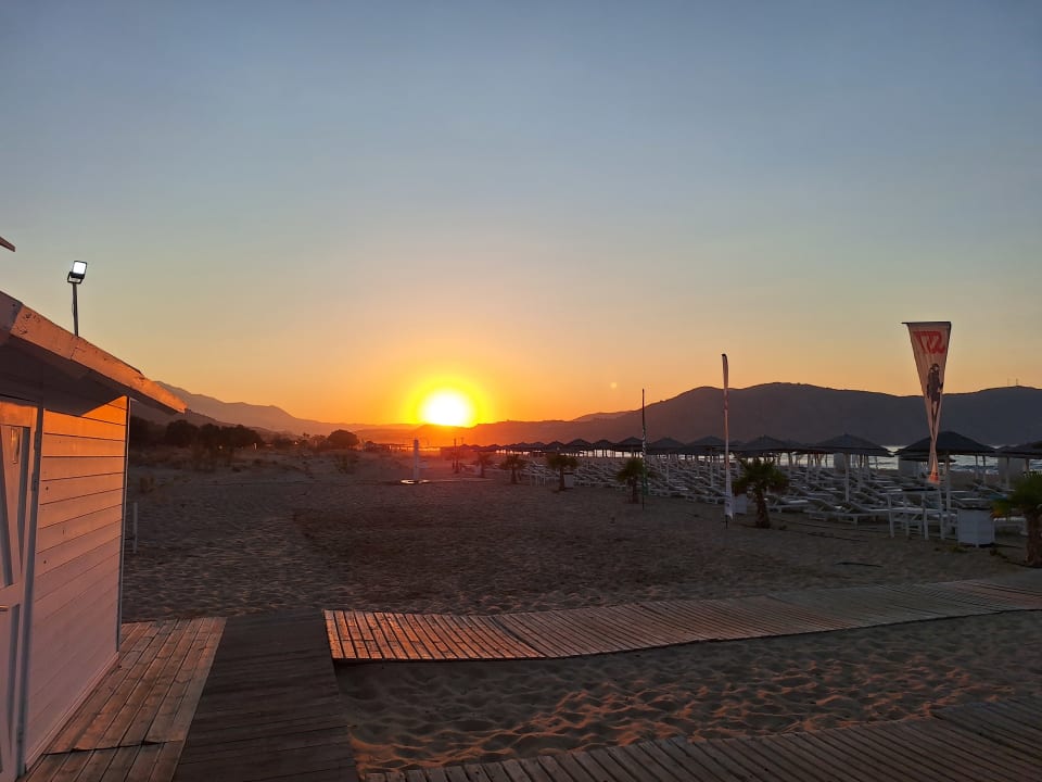 Strand Anemos Luxury Grand Resort