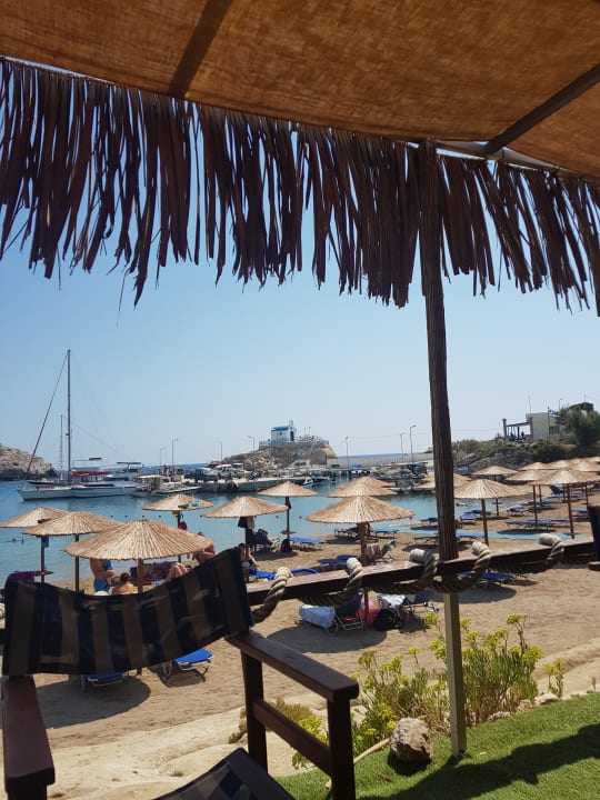 Strand Niriides Hotel