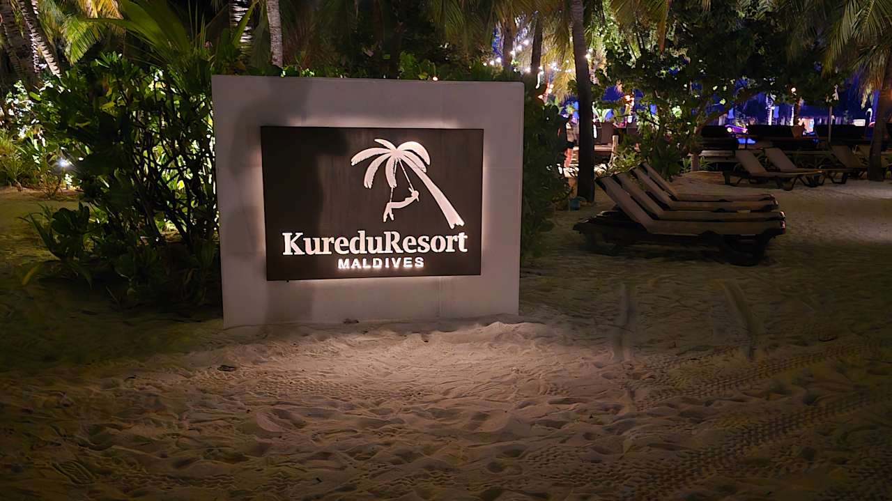 Außenansicht Kuredu Island Resort & Spa