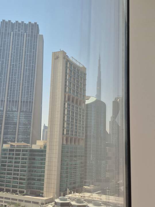 Zimmer Rose Rayhaan by Rotana