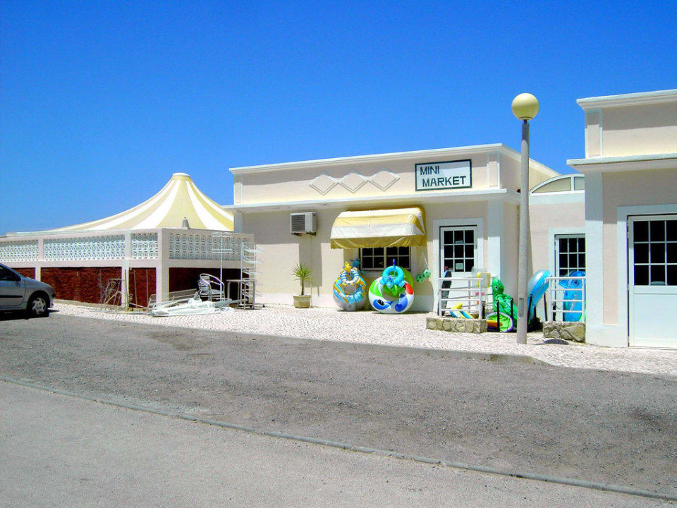 Minimarkt (wirklich Mini) Colina da Lapa & Villas