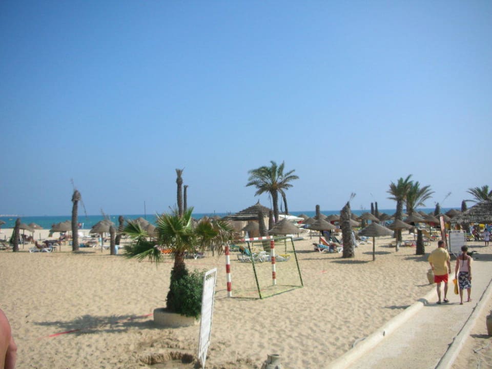 Fussballfeld am Strand Hotel Paradis Palace