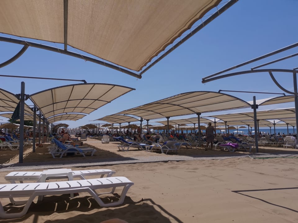 Strand Side Aquamarin Resort & Spa