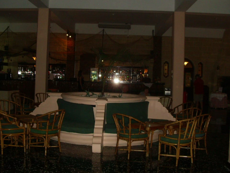 Sitzgelegenheit , Lobby Comino Hotel & Bungalows