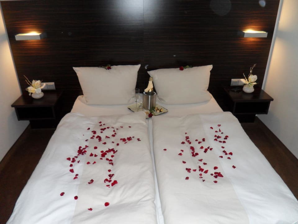 Zimmer mit Romantikarrangement Hotel Villa Silence