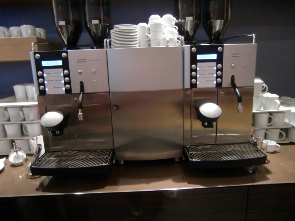 Frühstücksbuffet (Kaffeeangebot) IntercityHotel Berlin Hauptbahnhof