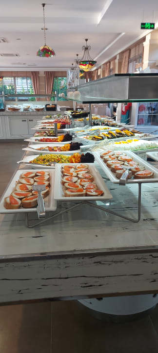 Gastro Can Garden Beach