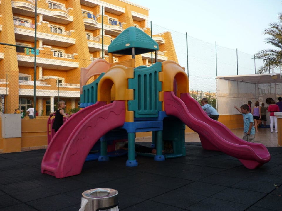 Spielplatz Hotel Chatur Playa Real Resort