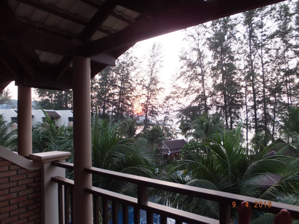 Sonnenuntergang vom Balkon Best Western Premier Bangtao Beach Resort & Spa