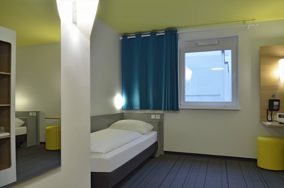 Barrierefreies Zimmer B&B Hotel Ludwigshafen