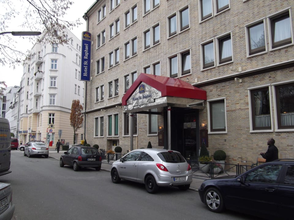 Von außen...! Best Western Plus Hotel St. Raphael