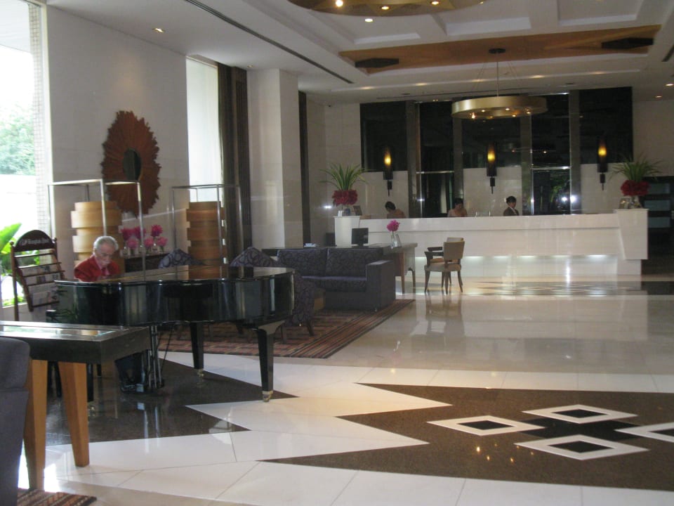 Eingangsbereich Double Tree by Hilton Bangkok Ploenchit