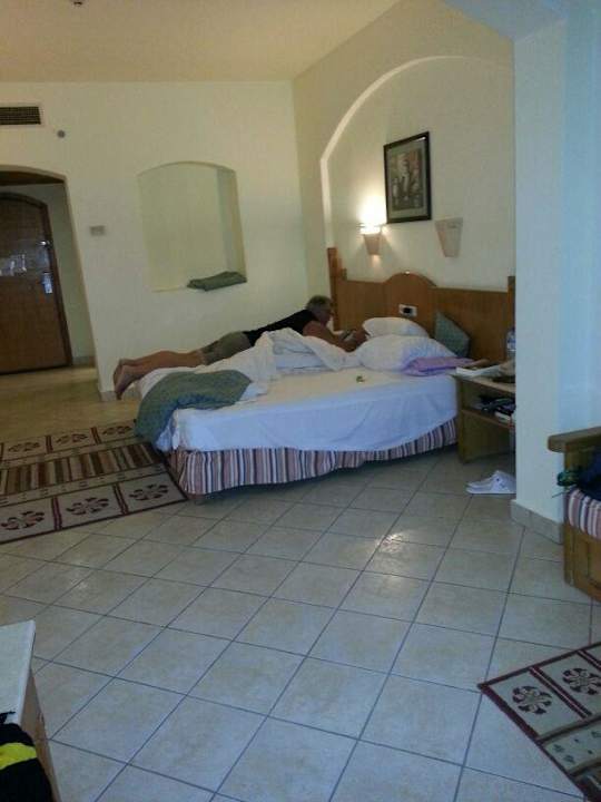 Kamer erg groot Swisstouch Oriental Resort Marsa Alam