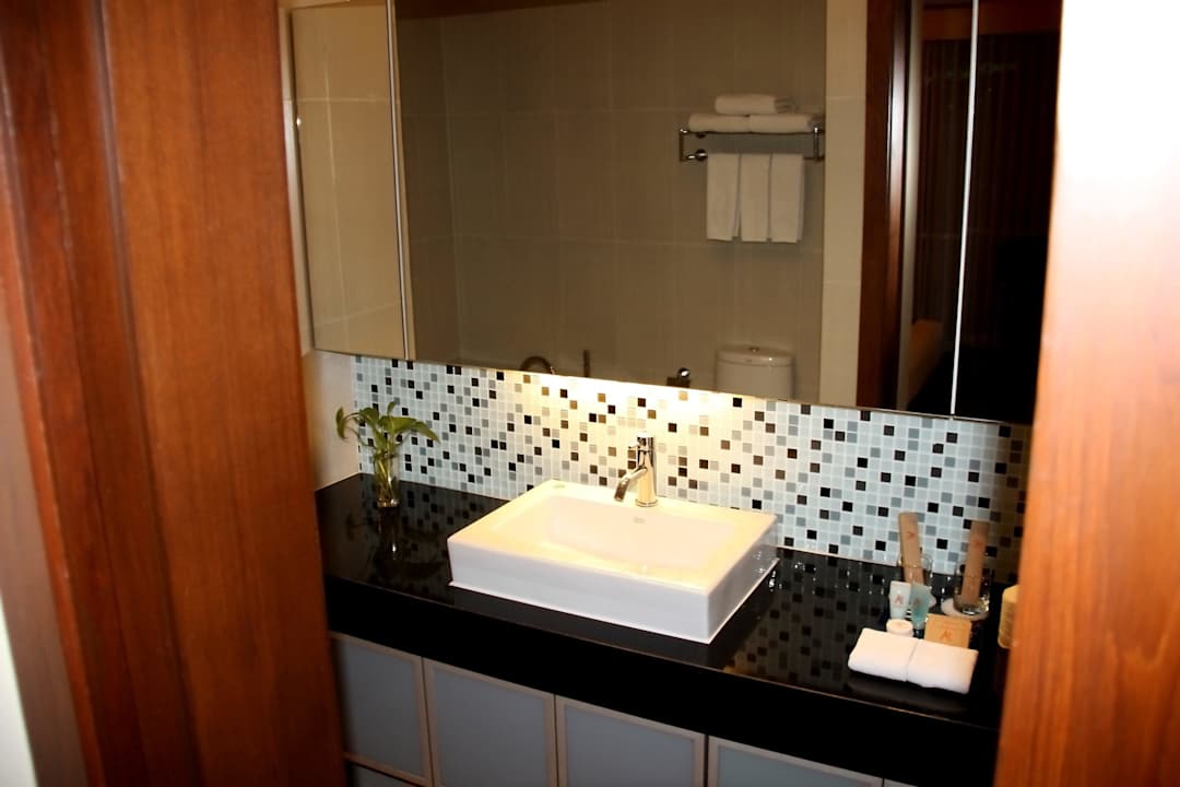 Bad / Dusche Adelphi Suites Hotel