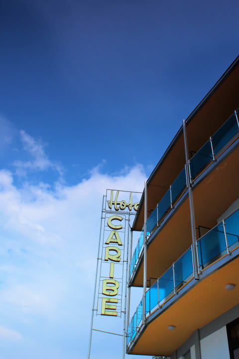 Außenansicht Hotel Caribe - Garda Lake Collection