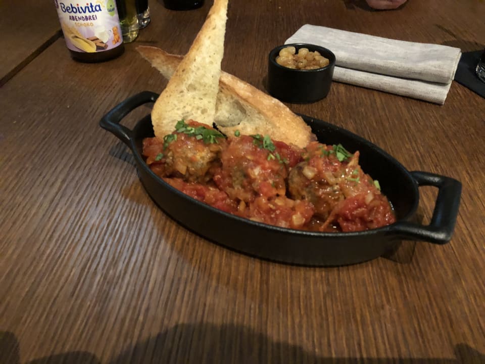 Gastro Saadiyat Rotana Resort &  Villas