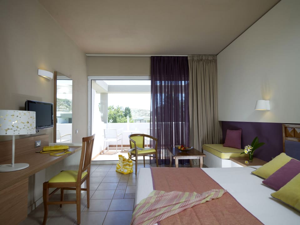 Zimmer alltoura Club Hotel Porto Angeli Beach Resort