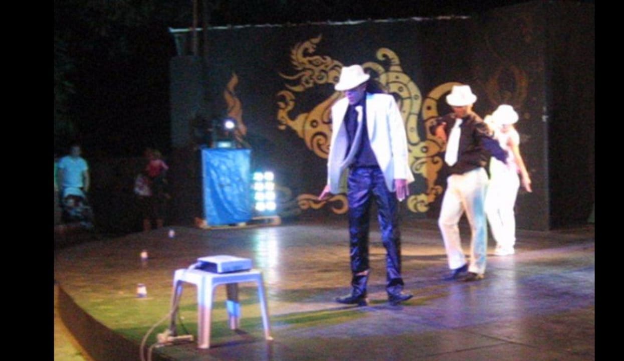 Michael Jackson Show  Selge Beach Resort