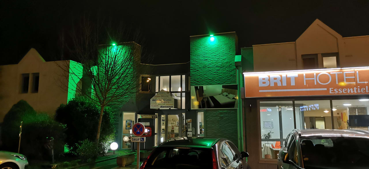 Außenansicht Brithotel Essentiel Tours Nord