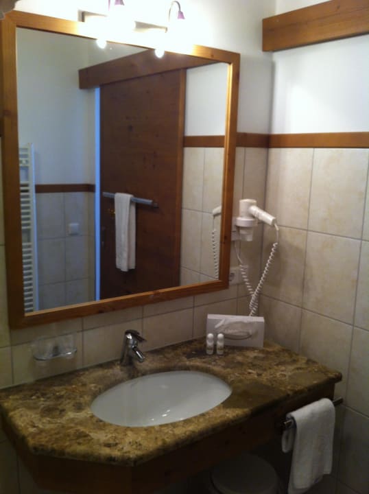 Badezimmer Hotel Schneiderwirt