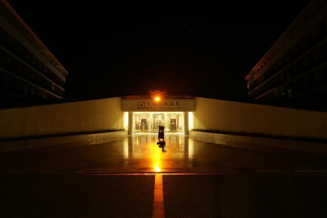 Eingang vom Haupthaus Voyage Belek Golf & Spa