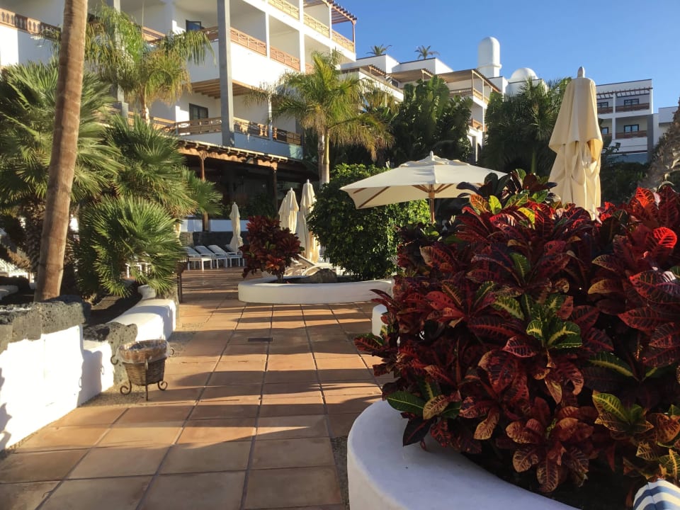 Rund um die Pool's  Princesa Yaiza Suite Hotel Resort