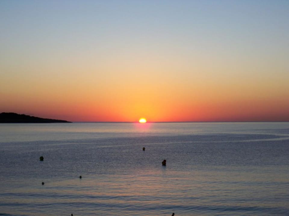 Sonnenaufgang Hotel Club S'Illot