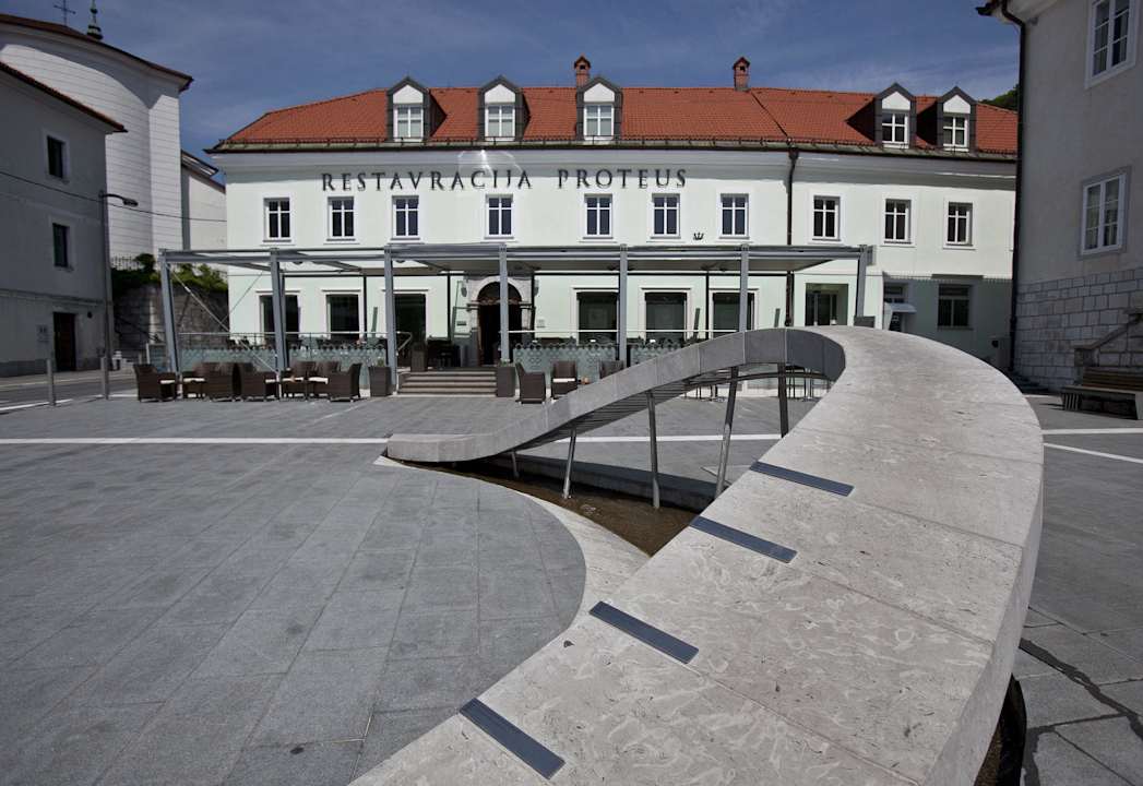 Restaurant Proteus with the reception Postojna cave Rooms & Apartments Proteus