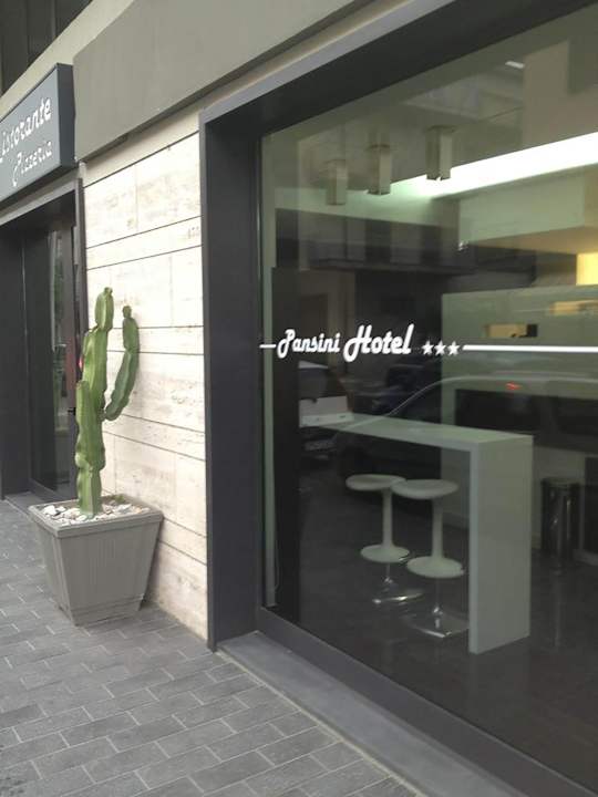 Vetrina Hotel Residence Pansini