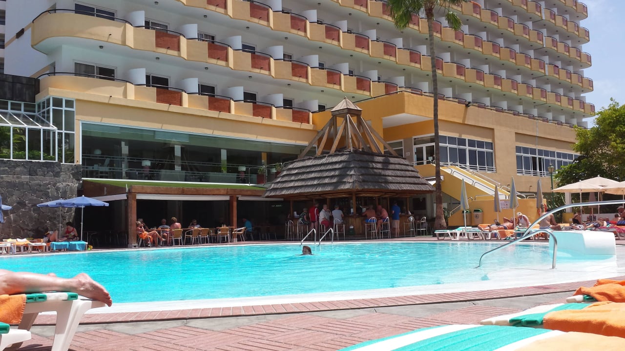 Pool allsun Hotel Lucana