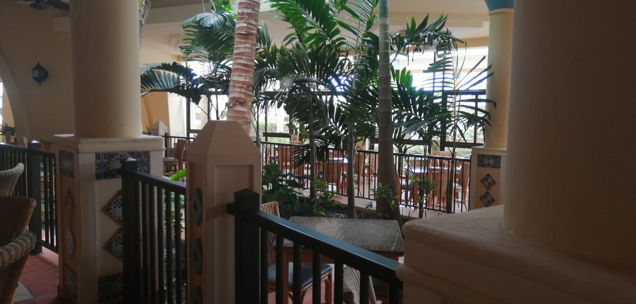 Gastro Hotel Riu Karamboa