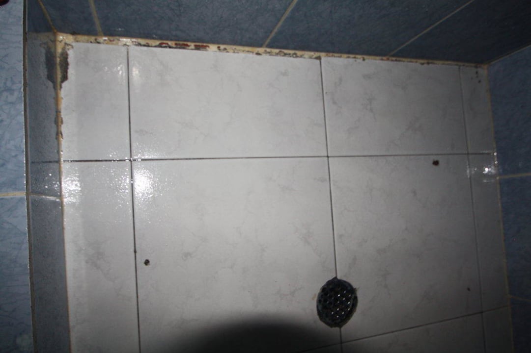 Die Dusche Hotel Patatran Village