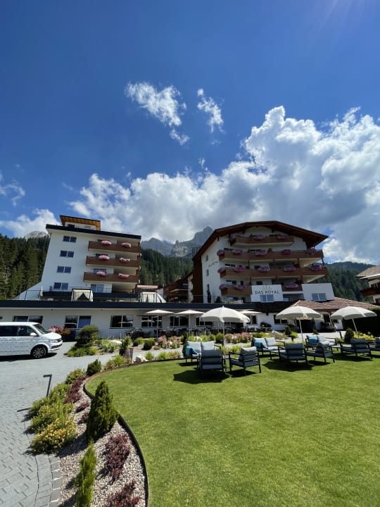 Außenansicht DAS ROYAL Obereggen