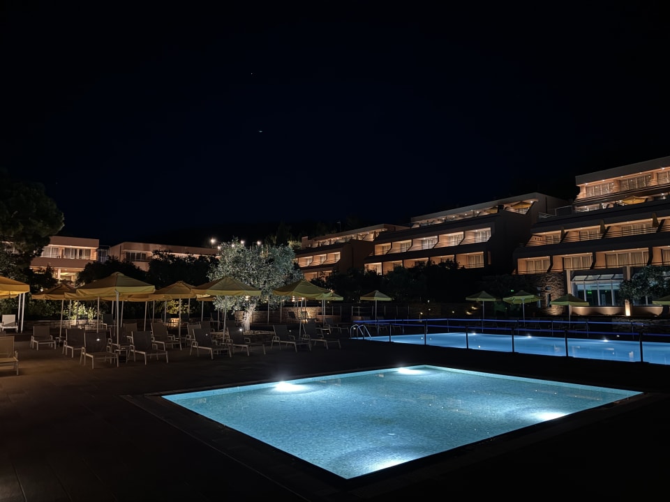 Pool Hotel Royal Paradise Beach Resort & Spa