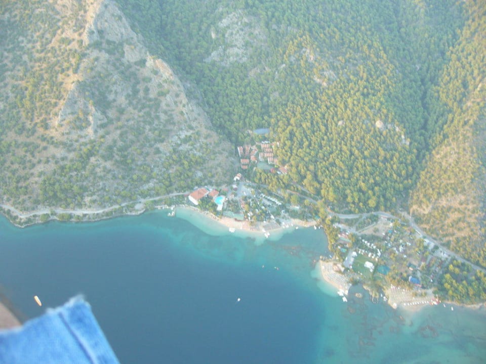 Blick vom Falschirm aus Hotel Meri