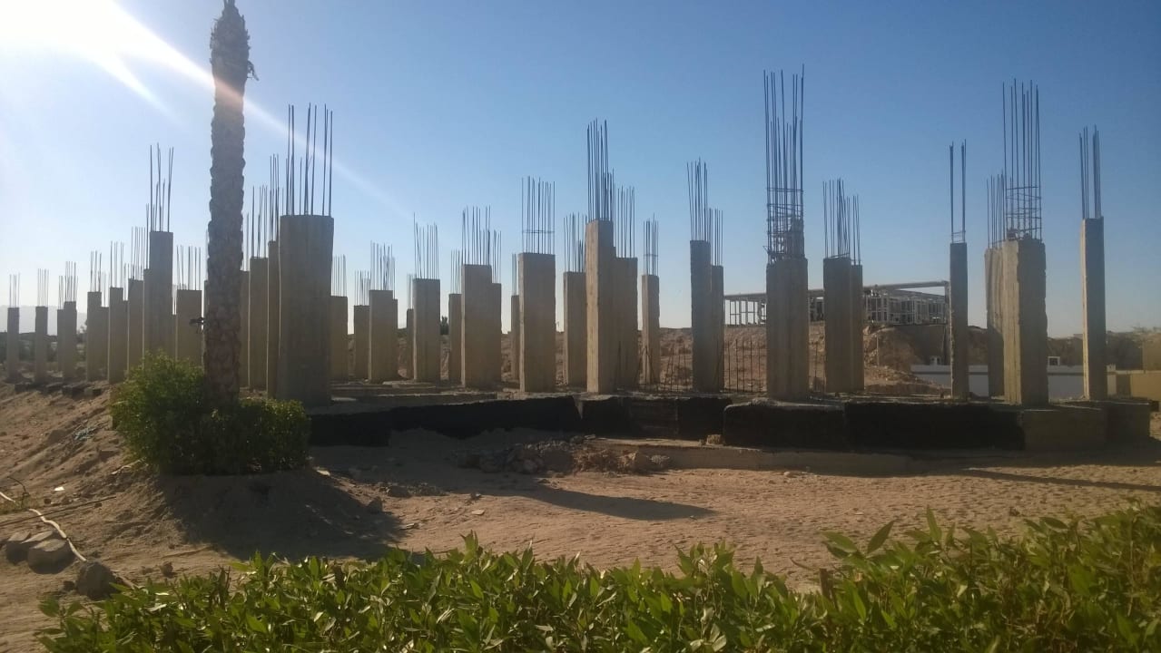 Bauruine auf Hotelgelände Siva Golden Bay Makadi