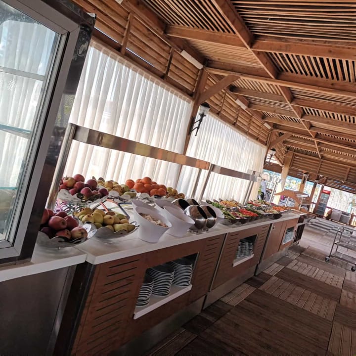 Gastro Side Royal Palace Hotel & Spa