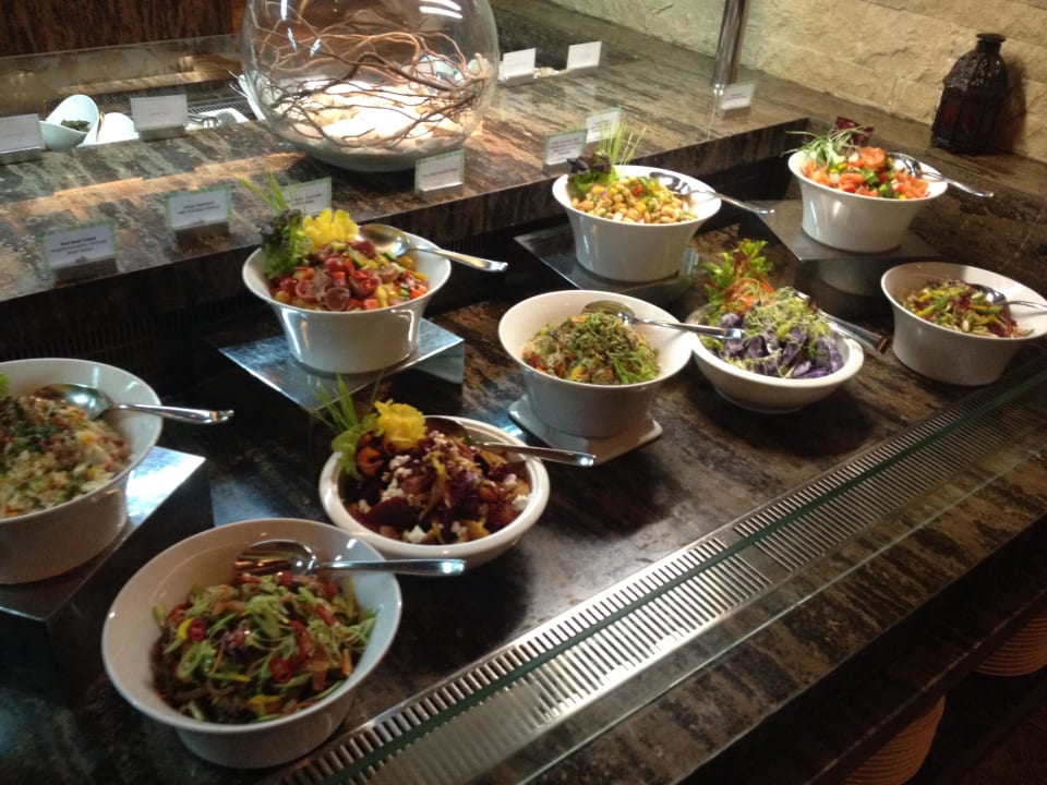 Buffet Sofitel Dubai The Palm Resort & Spa