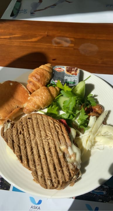 Gastro Aska Hotel Just in Beach