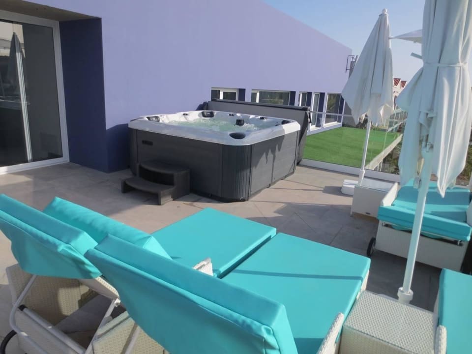 Whirlpool Sonnenterrasse LIVVO Los Calderones