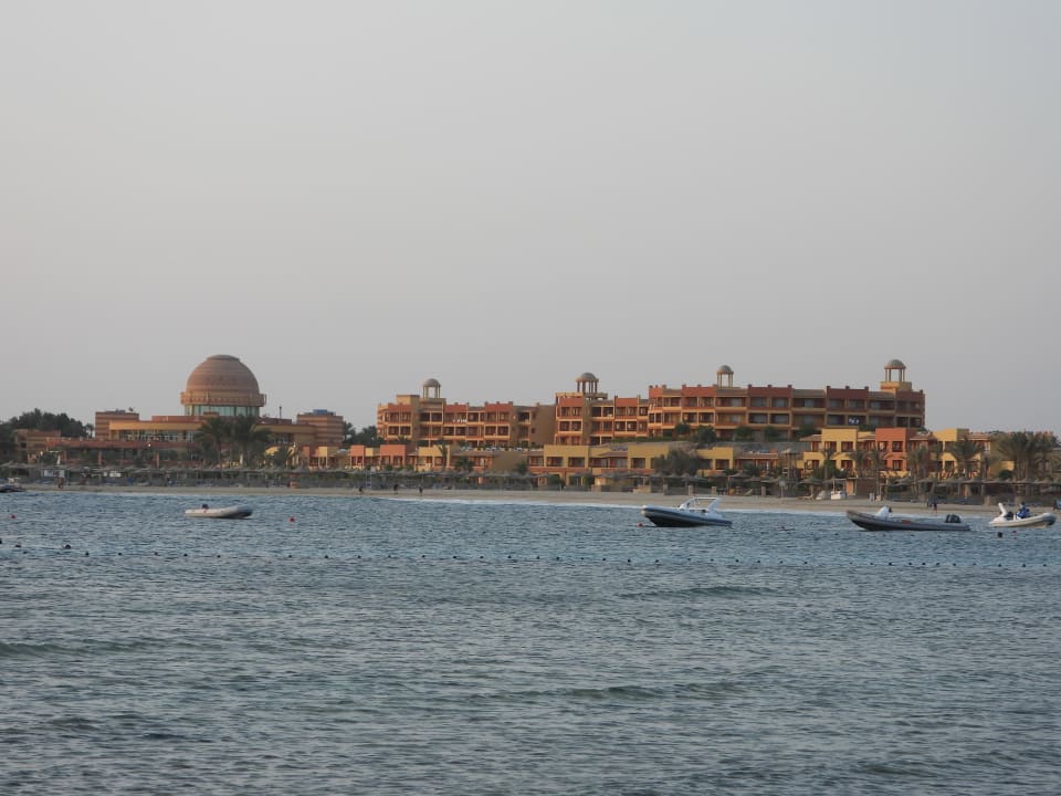 Außenansicht Malikia Resort Abu Dabbab