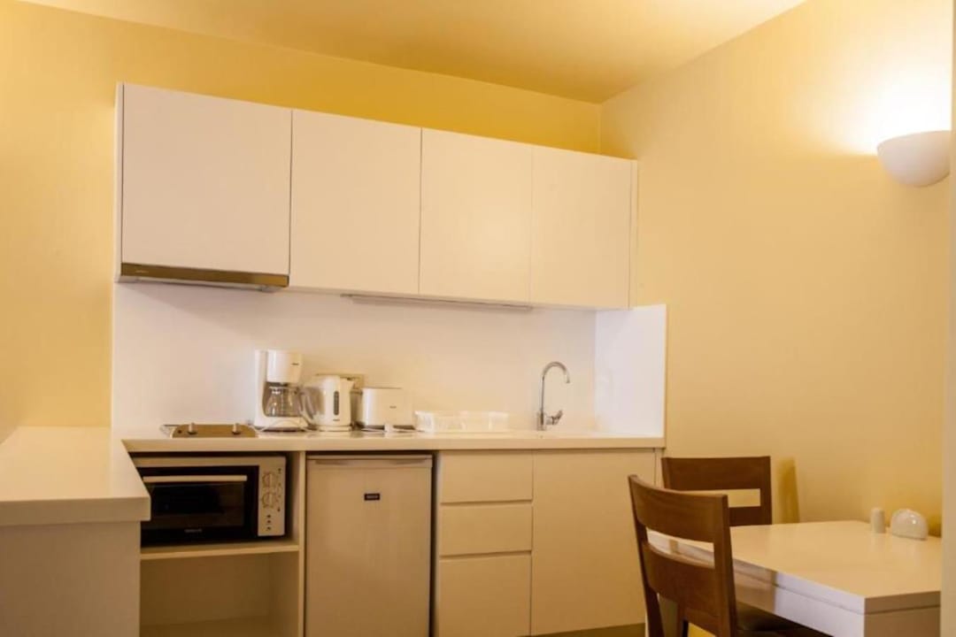 Zimmer Ilion Beach Hotel