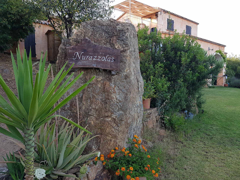 Gartenanlage B&B Nurazzolas
