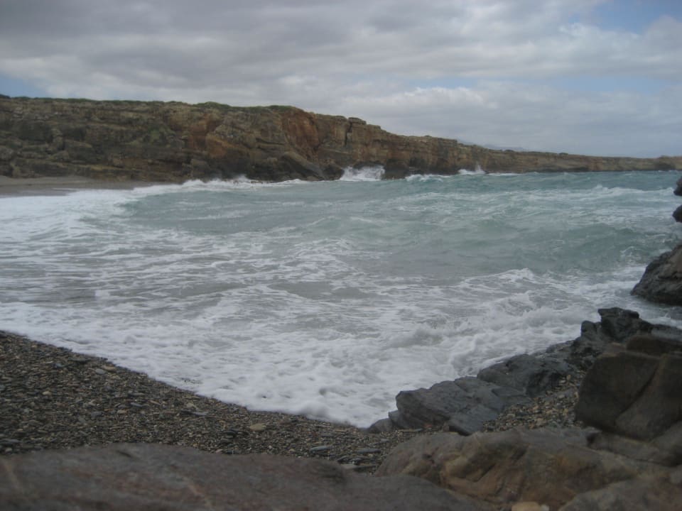 Großer steiniger Strand Iberostar Waves Creta Panorama & Mare
