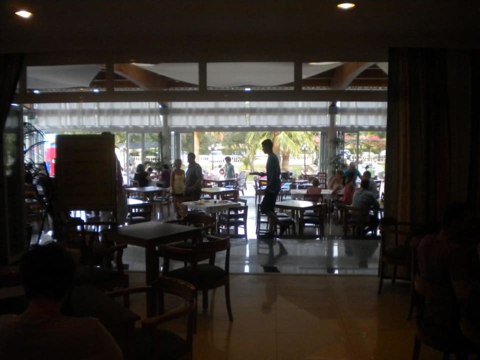Halle vom Restaurant Aparthotel Ciudad Laurel
