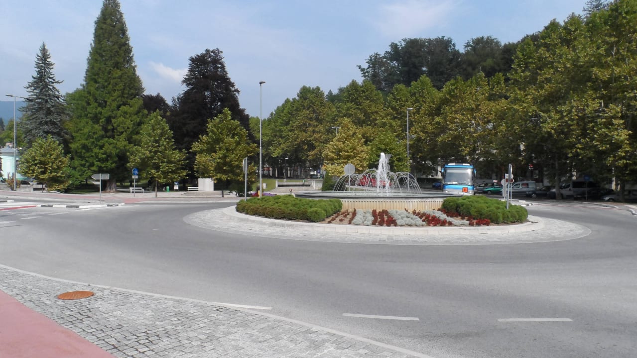 Круг движения, которого почти нет Grand Hotel Rogaška Komfort