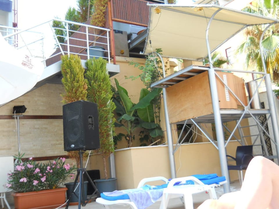 Muzyka na dworze, pomieszczenie animatorów Tac Premier Hotel & Spa