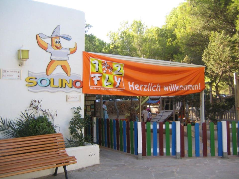 Eingang zum Solino-Kinderclub Alua Suites Las Rocas