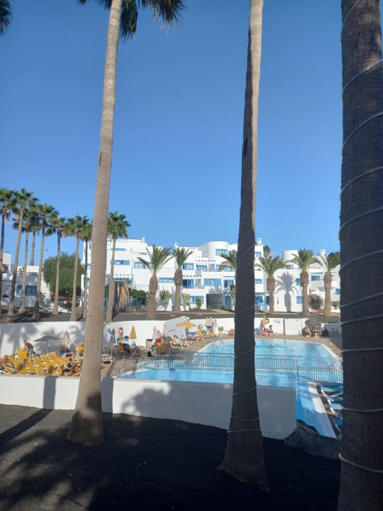 Pool Aparthotel Costa Mar